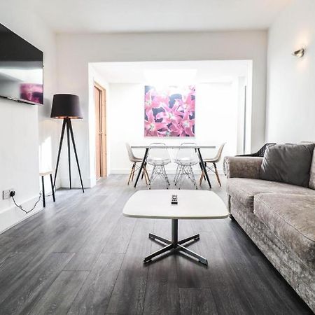 Urban Oasis Bed and Breakfast Londen Buitenkant foto