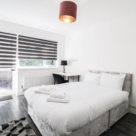 Urban Oasis Bed and Breakfast Londen Buitenkant foto