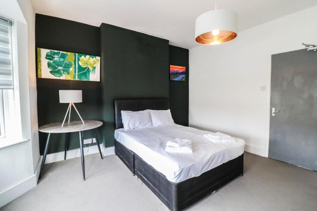 Urban Oasis Bed and Breakfast Londen Buitenkant foto