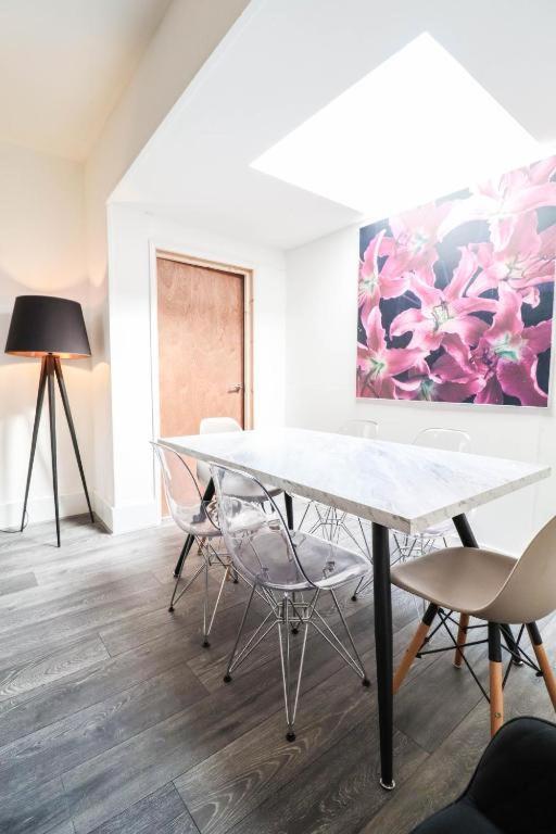 Urban Oasis Bed and Breakfast Londen Buitenkant foto